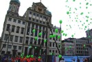 Luftballons steigen auf